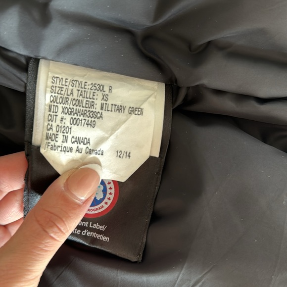 CANADA GOOSE MONTEBELLO PARKA MILITARY GREEN - Picture 12 of 15